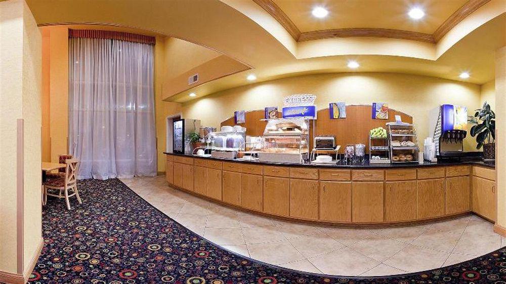 Holiday Inn Express Hotel & Suites Louisville South-Hillview, An Ihg Hotel Eksteriør billede