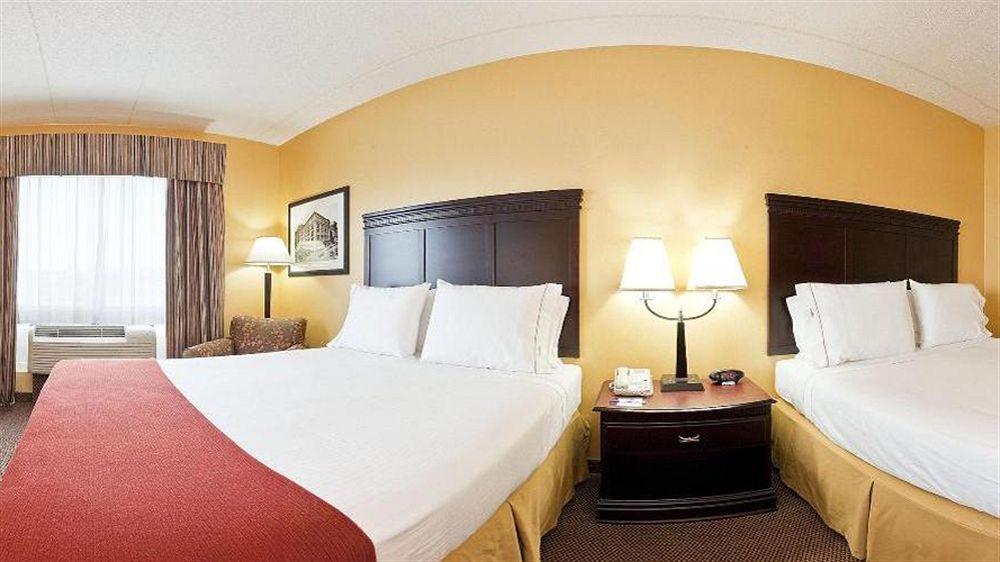 Holiday Inn Express Hotel & Suites Louisville South-Hillview, An Ihg Hotel Eksteriør billede