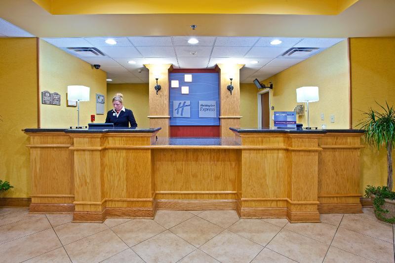 Holiday Inn Express Hotel & Suites Louisville South-Hillview, An Ihg Hotel Eksteriør billede